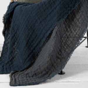 TALISMAN Pledd blått 10 Blue blanket linen cotton in double sided shape.