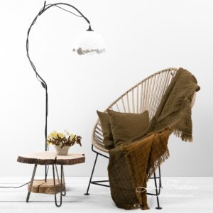 Brunt mønstret tosidig linpledd med frynser 10 Brunt mønstret tosidig linpledd med frynser