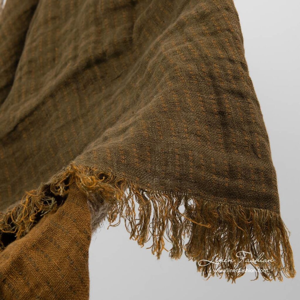 Brunt mønstret tosidig linpledd med frynser 3 Brunt mønstret tosidig linpledd med frynser - Bilde 3