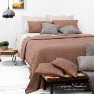 LEILA Sengeteppe brun 6 Leila brown bedspread.
