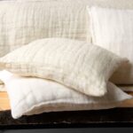 FONDA Sengepledd hvit krem