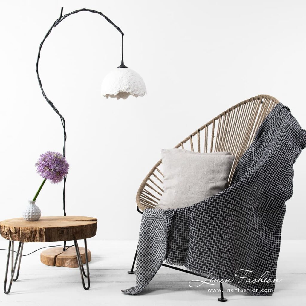 KUBA Pledd svart 2 Black checked linen cotton blanket