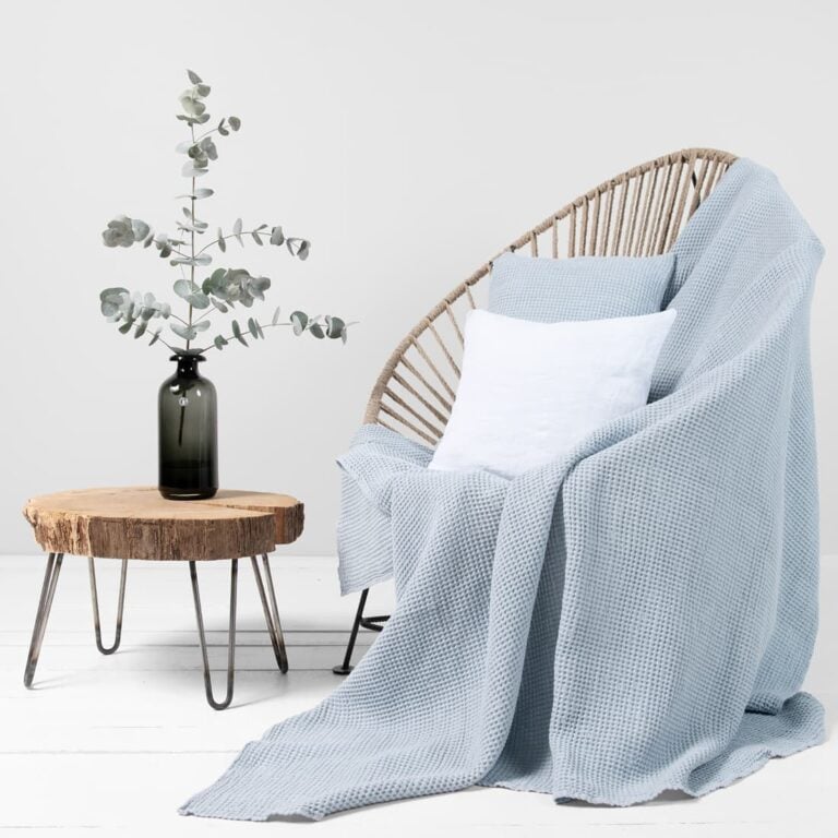 Linen cotton throw ice blue