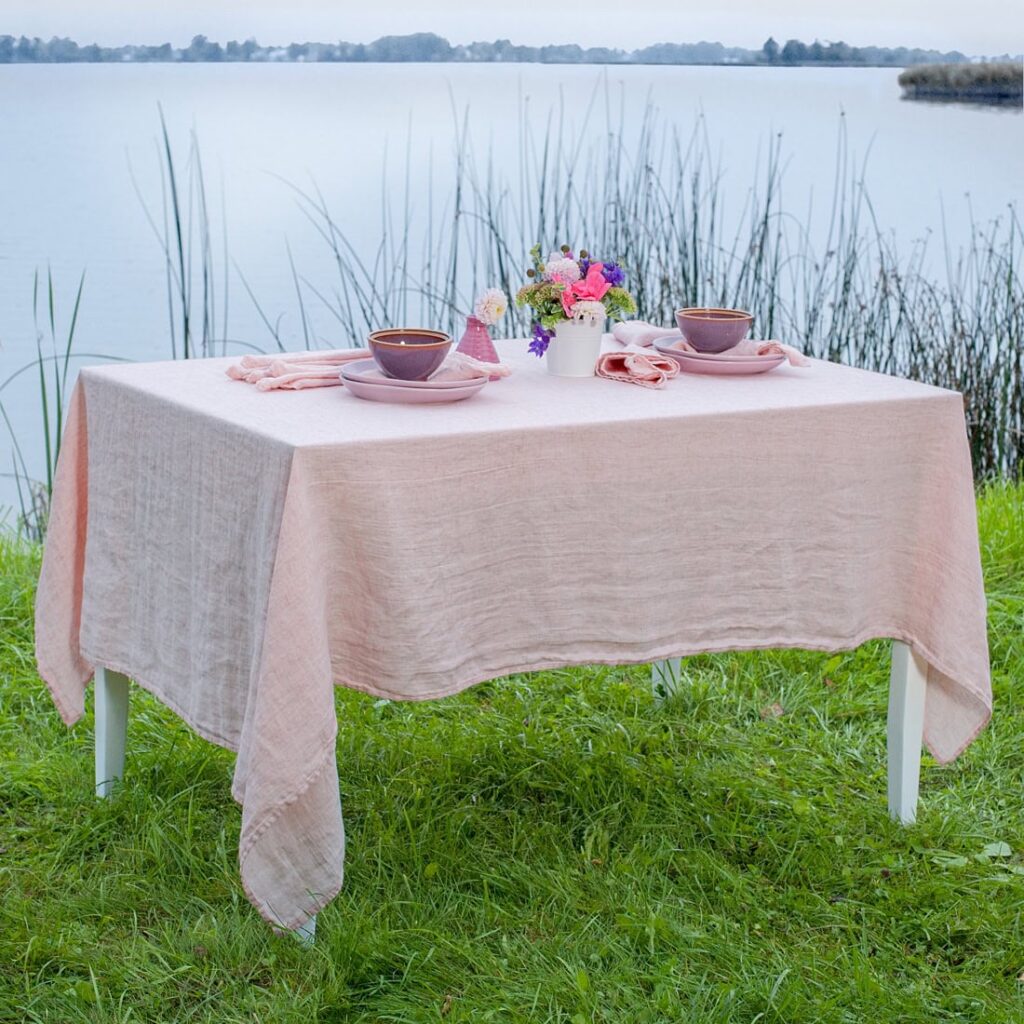 BONA Duk rosa 1 Pink linen tablecloth