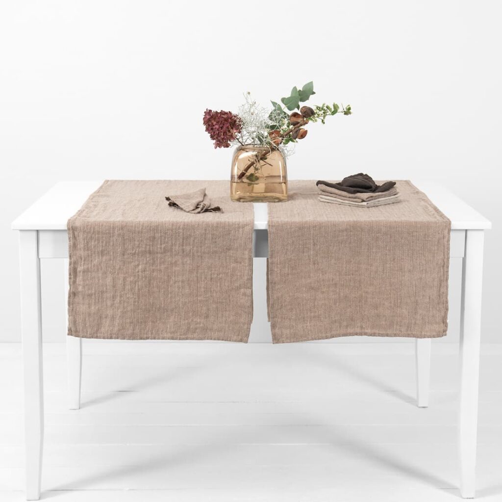 ALMOND Løper brun 1 linen brown herringbone runner.