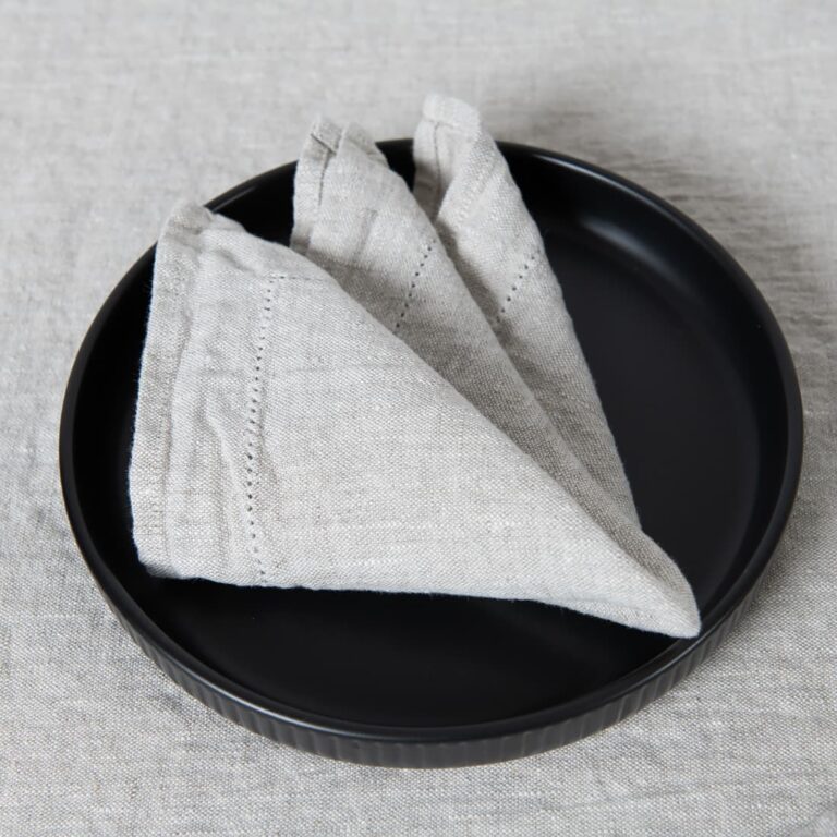 beige linen napkins
