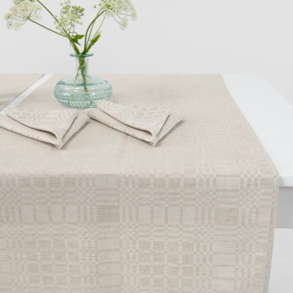 CAMPO Løper beige 3 Beige linen cotton table runner, check pattern