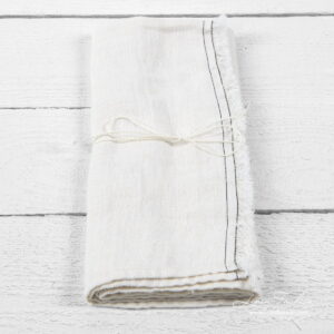 Kjøkkenhåndkle nr. 10 6 White kitchen towel with brown stitches and loose fringes on one side