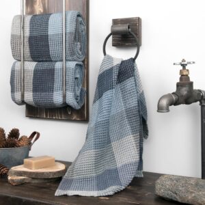 Linen sauna towel in bluish gray checks