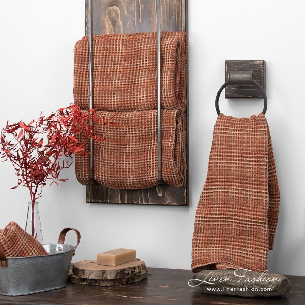 BINGO Badehåndkle brun 1 BINGO brown linen bath towel