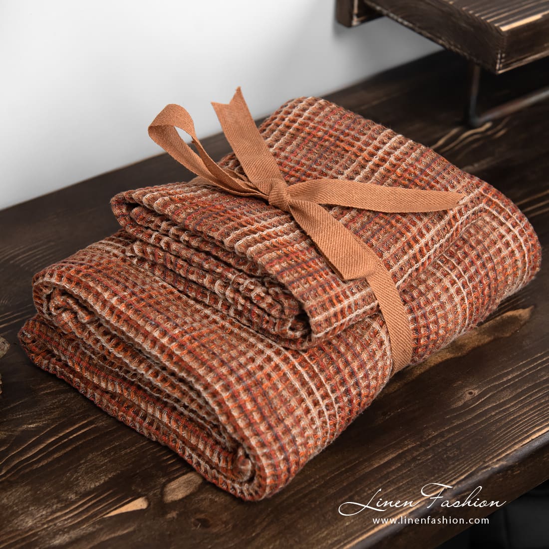 Set of brown linen cotton bath towels