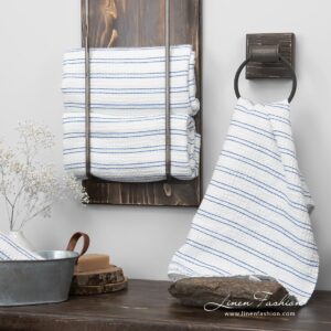 VITO Badehåndkle blå striper 4 White bath towel with blue stripes