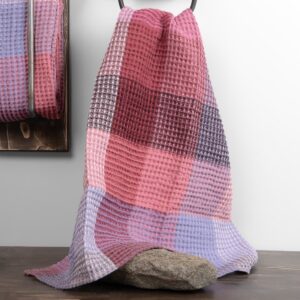 linen lilac bath towel, big checks.