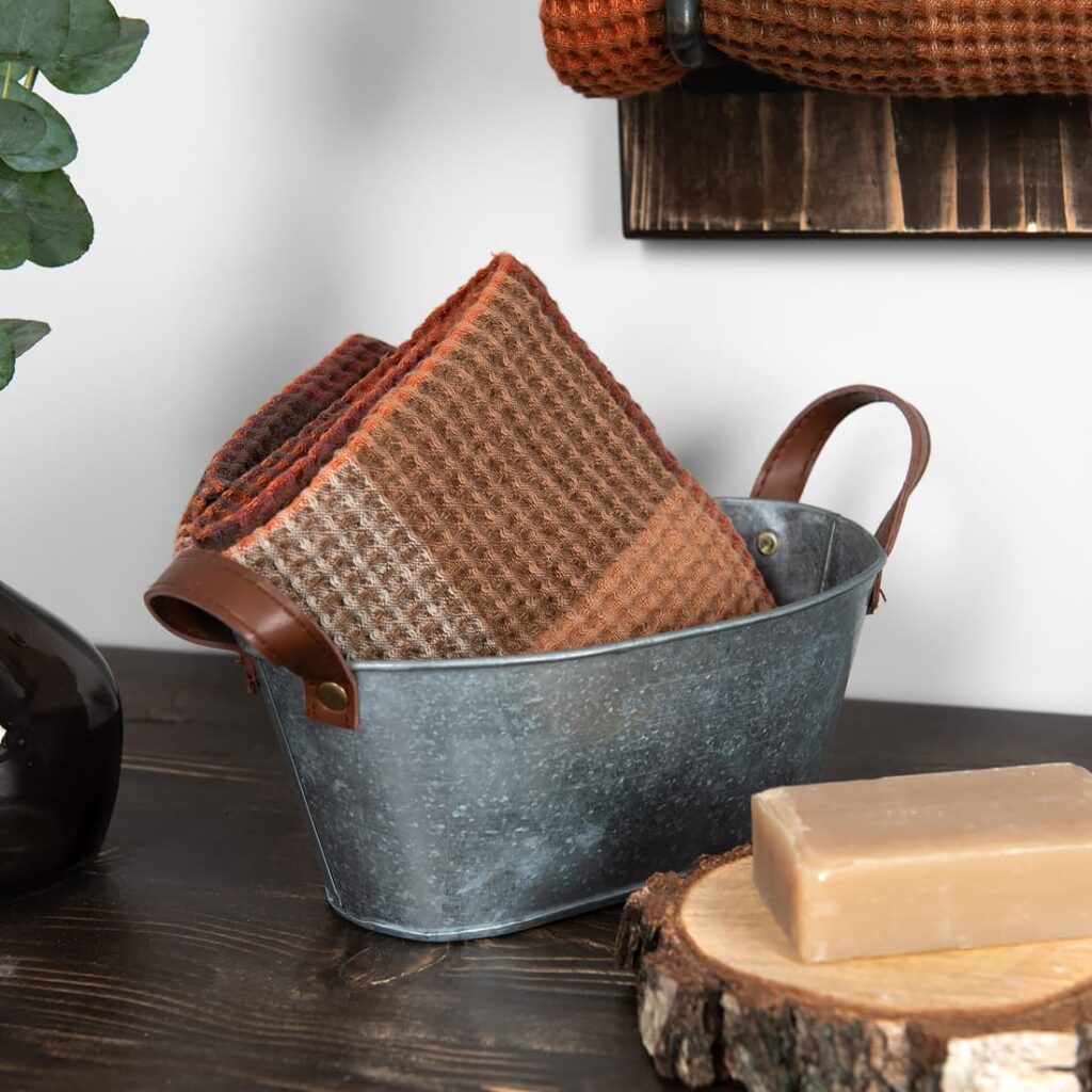 BINGO Badehåndkle brunrutete 4 Brown checked linen cotton bath towel, small size