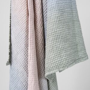 Pink grey cotton-hemp bath towel, waffle weave