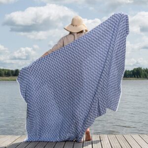 Linen beach towel in blue and white wavy stripes, large size