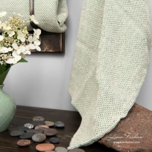 Linen cotton towel in white green pattern