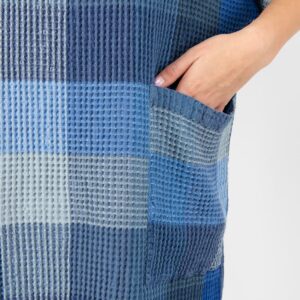 BINGO Poncho blå rutete 10 blue linen poncho with pockets.