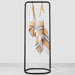 KORA Badehåndkle hvitstripet 5 bath towel white with stripes.