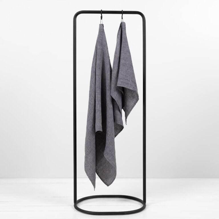 linen blue bath towels.