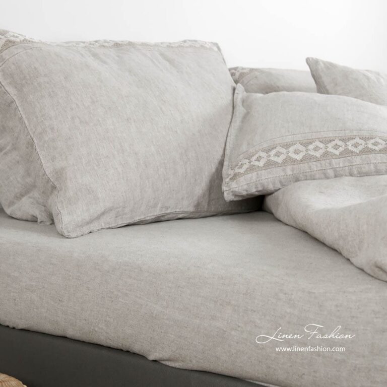 ROJUS white bed linen sheets