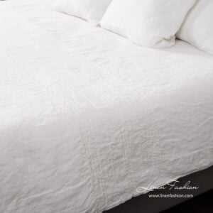 FLAMINGO Sengetøy 14 White bed linen.