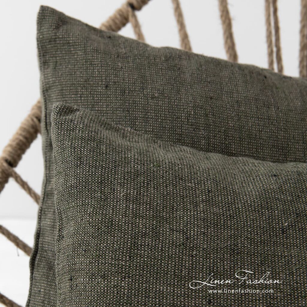 MOSSA Putetrekk grønn 3 Green cushion covers Mossa in 100% linen, with zipper.