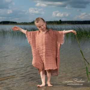 PLAZA Håndkleponcho brun 5 Brown kids linen poncho towel