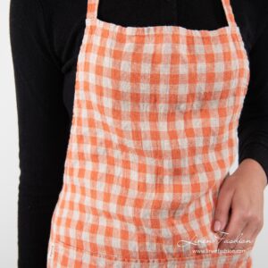GAMMA Forkle rutete 6 100% linen apron in orange.