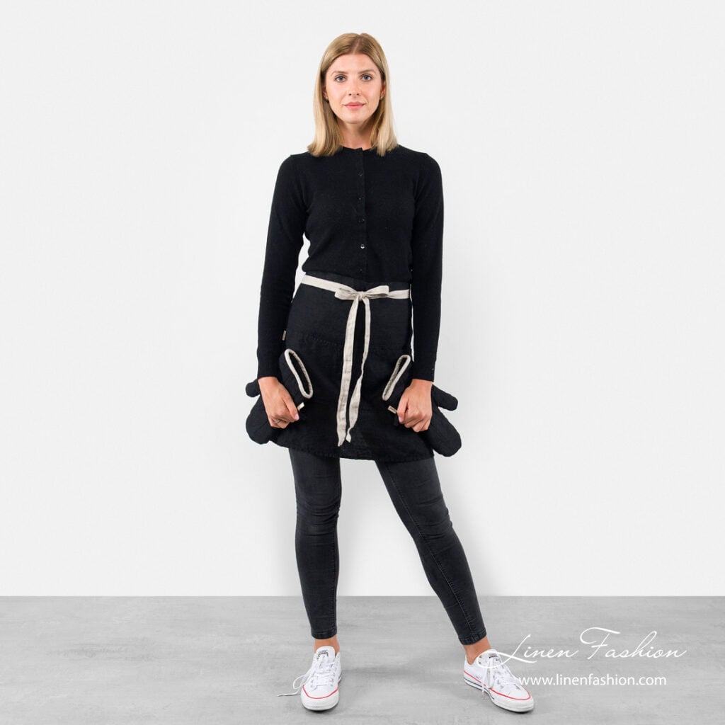 Linen black short apron