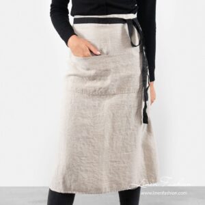 BISTRO LANG Forkle naturlig lin 8 100% linen long apron in grey color.
