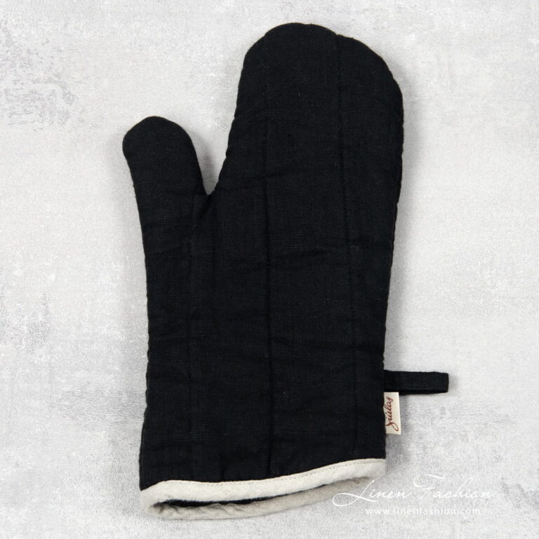 Black oven glove