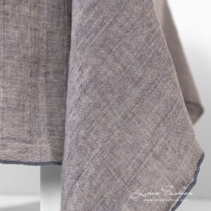 Tablecloth in violet color.