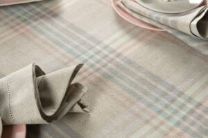 DELTA Løper lys grå 9 DELTA Løper lys grå