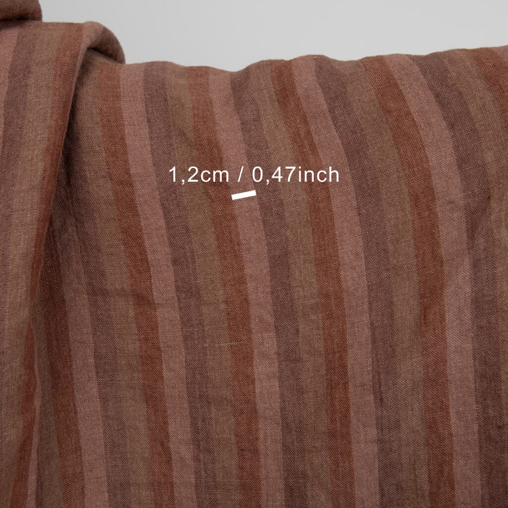 Vasket linstoff i brune striper 4 linen brown stripes fabric,1.2cm.