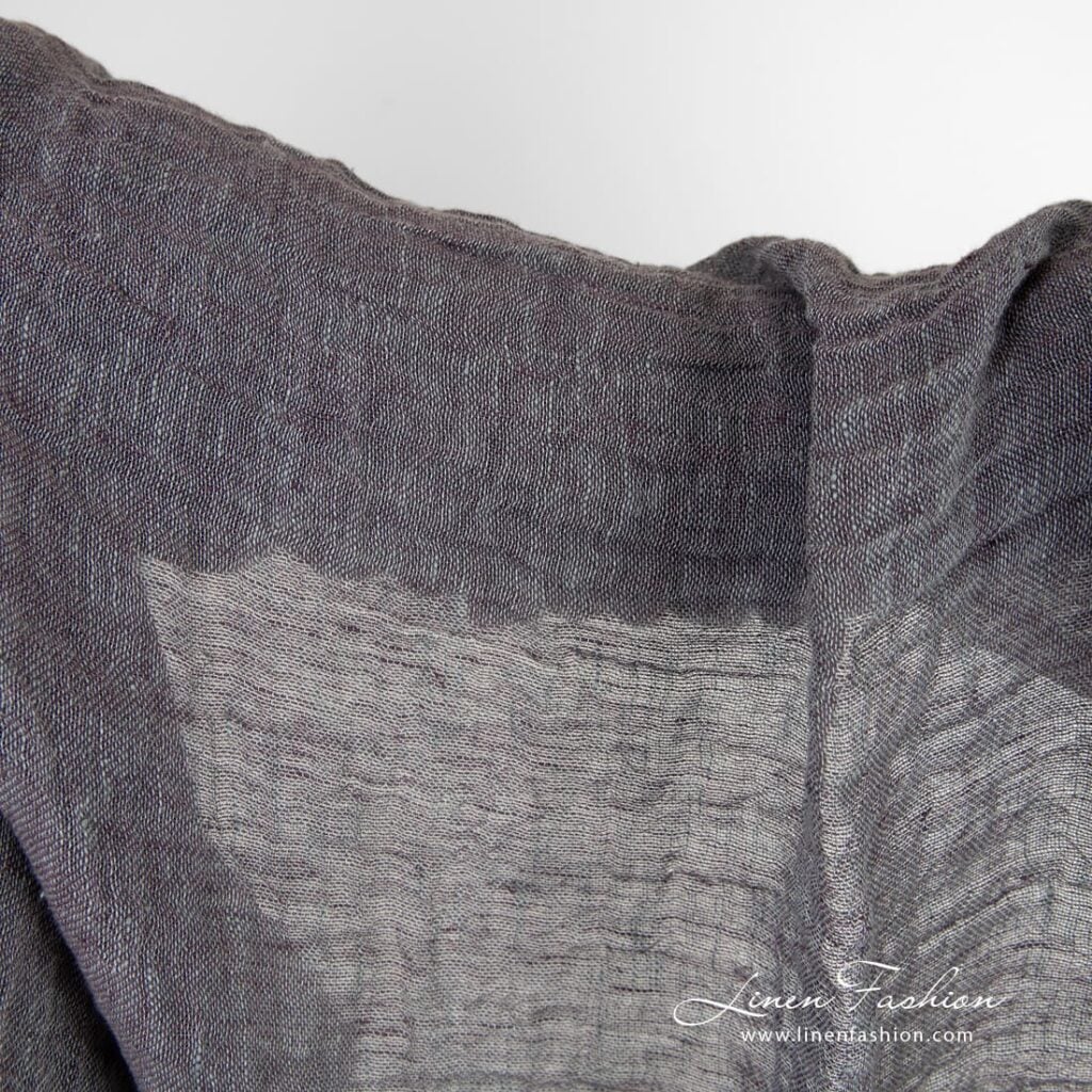 Vasket transparent linstoff fiolettgrå 3 Transparent linen fabric in bluish violet melange