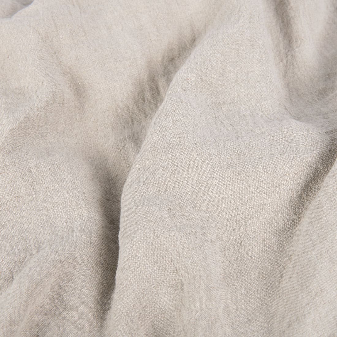 Bredt vasket linstoff i beige