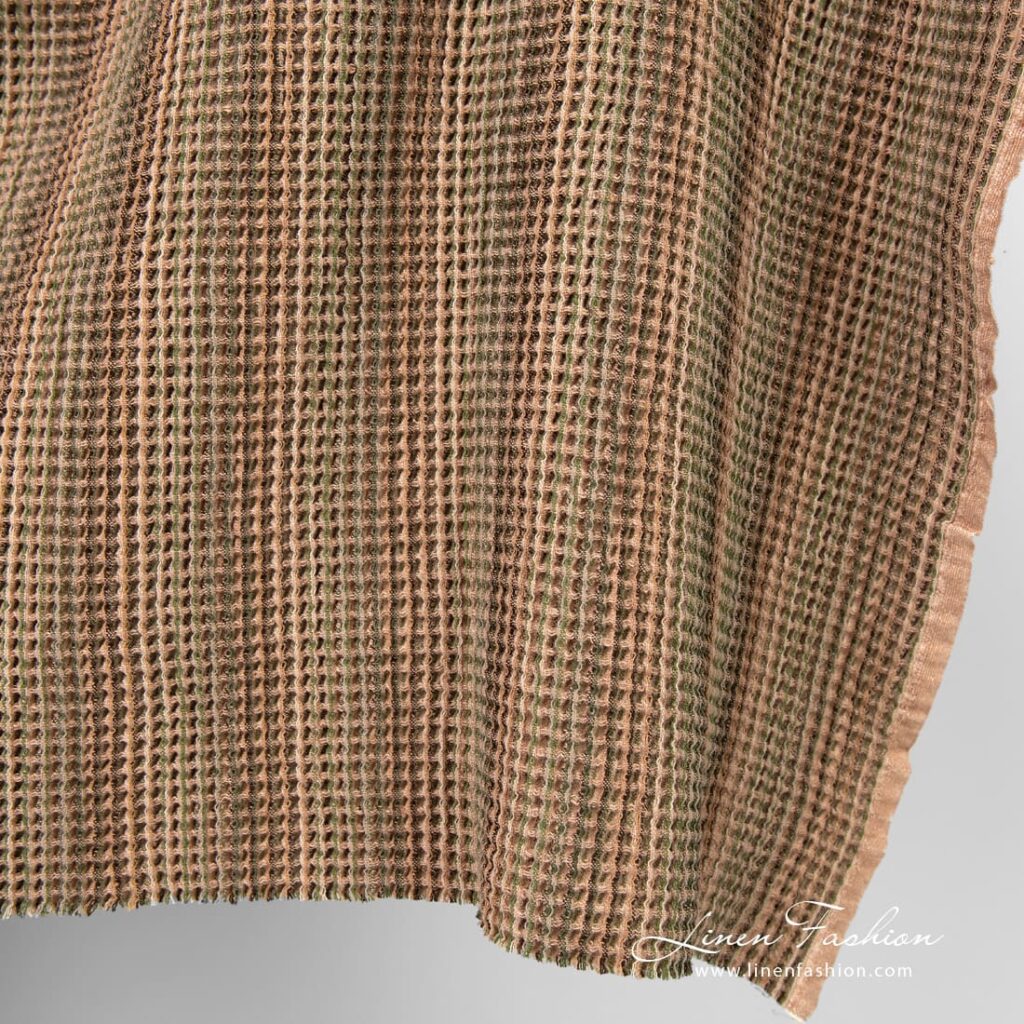 Lin-bomullsstoff i brun farge vasket 4 Linen cotton fabric in several shades of brown, washed