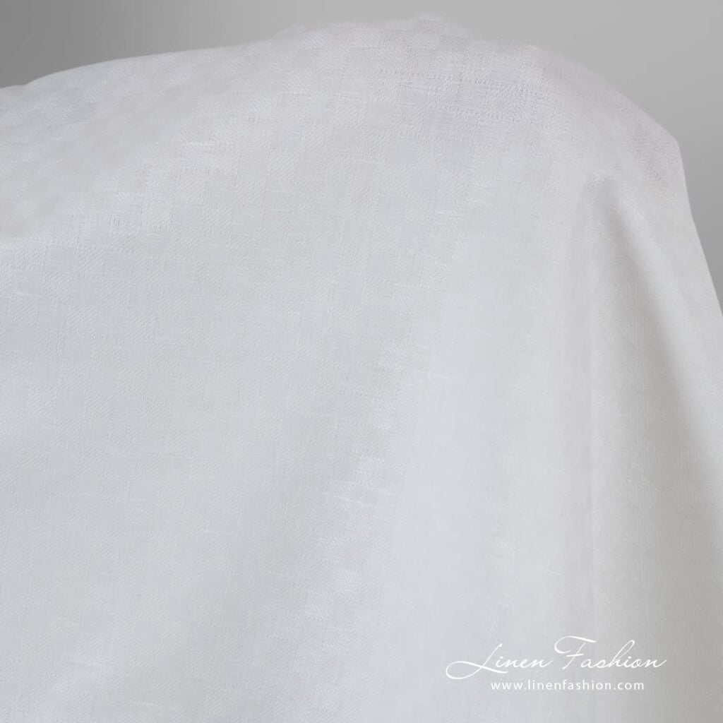 Optical white linen cotton fabric in checks