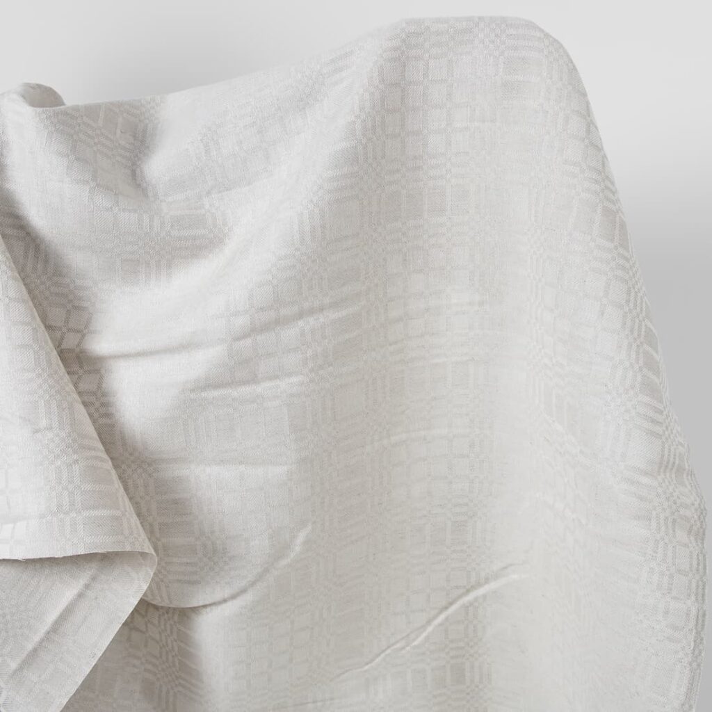 Linen cotton fabric in light beige checks