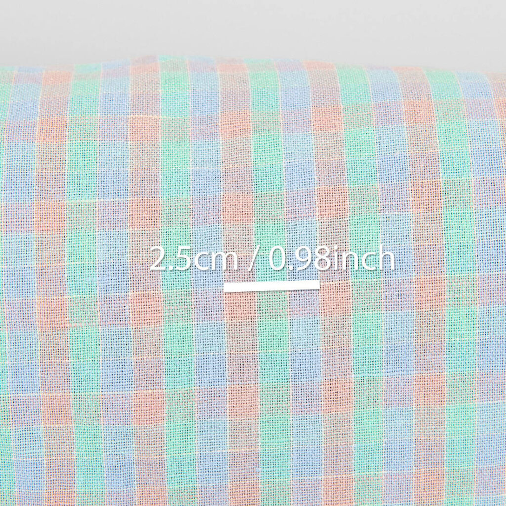 Lin-bomullsstoff med lyse pastellruter, vasket 4 Lin-bomullsstoff med lyse pastellruter, vasket - Bilde 4