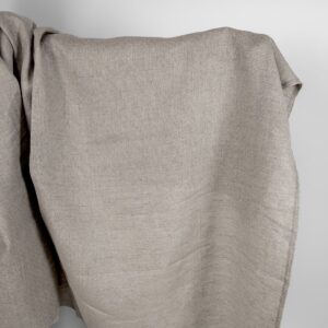 Naturlig linstoff i et åpent mønster 9 Natural linen fabric in an openwork pattern