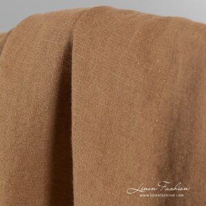 Lysebrunt linstoff med gyllen lurex vasket 14 100% linen light brown fabric with golden lurex