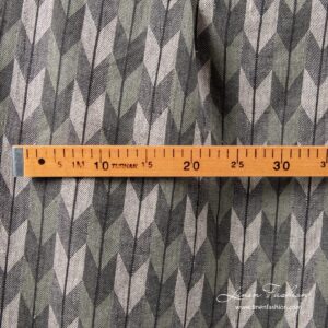 Linstoff grått med geometrisk mønster