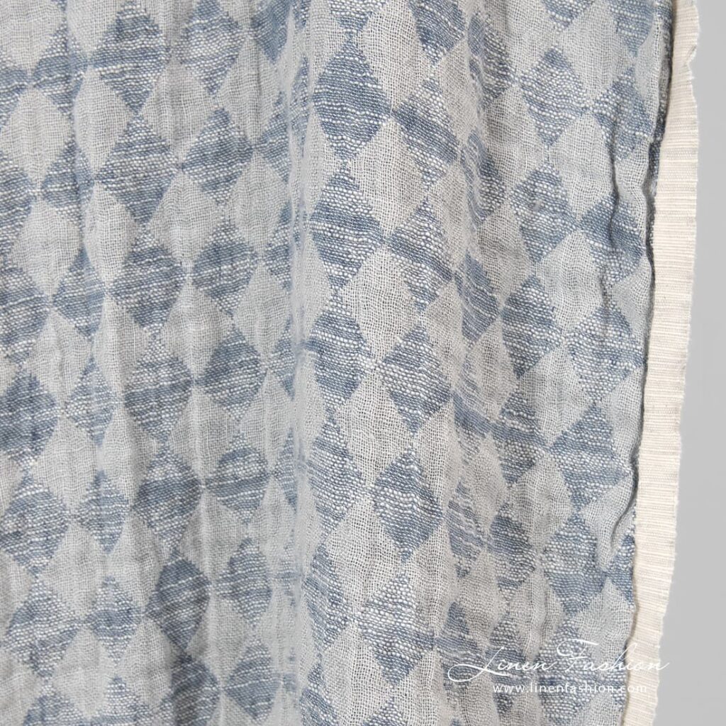 Lin-bomullsstoff i grå rombe vasket 3 Linen cotton washed fabric in grey.