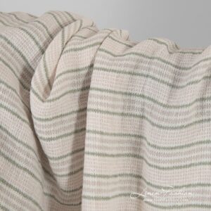 Stripet rosa linstoff i vaffelmønster vasket 6 Striped pink linen fabric in waffle pattern