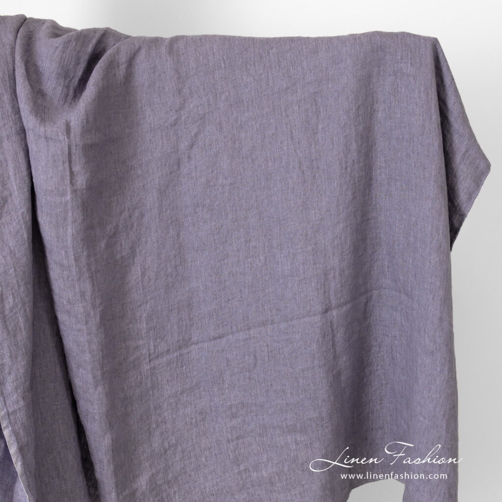 Lin fiolett satengstoff, vasket 4 linen violet satin fabric, washed.