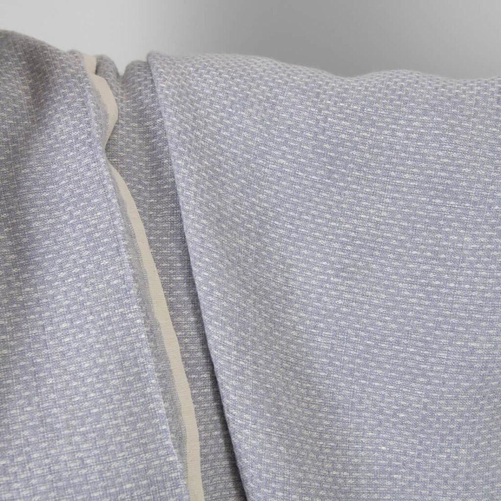 Lin-ullstoff fiolett og hvit lite mønster vasket 3 Washed linen wool fabric violet and white small pattern, 145cm width