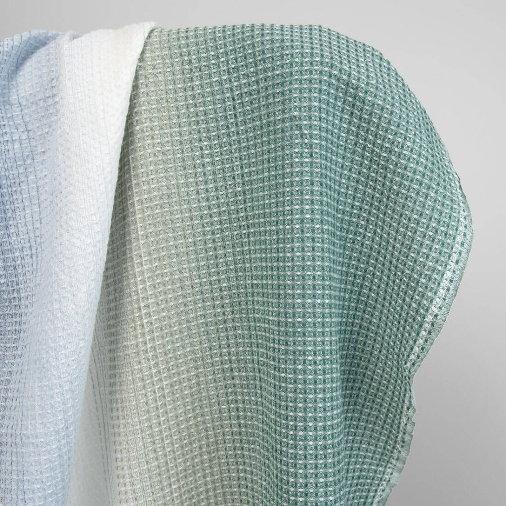 Bomull hamp vasket vaffelvevd blågrønn stoff 2 cotton hemp waffle fabric, washed