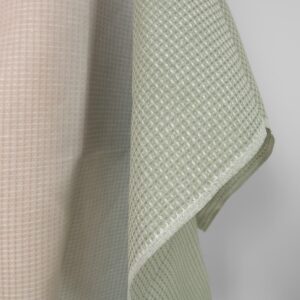 Cotton-hemp waffle fabric pink green gradient, fabric edge